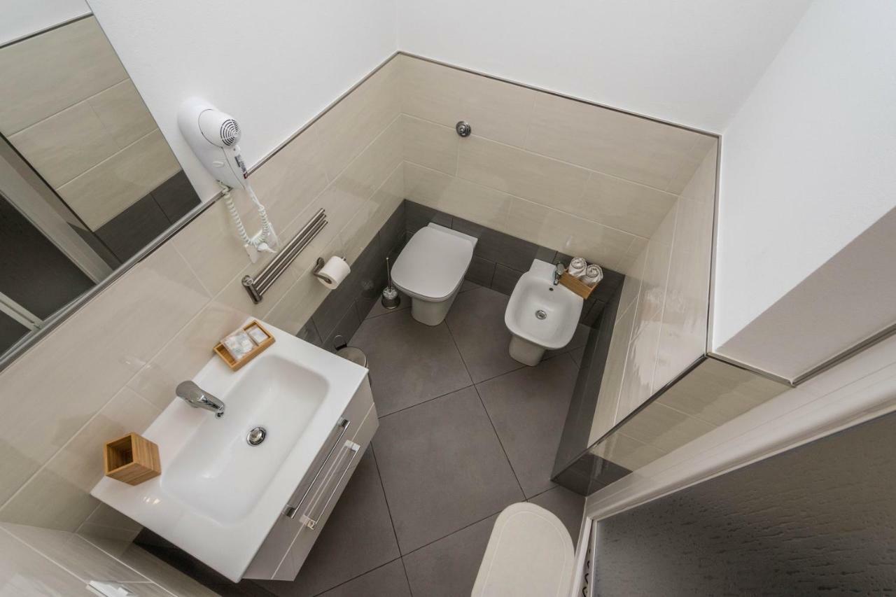 B&B Lo&G Lascari Bagian luar foto