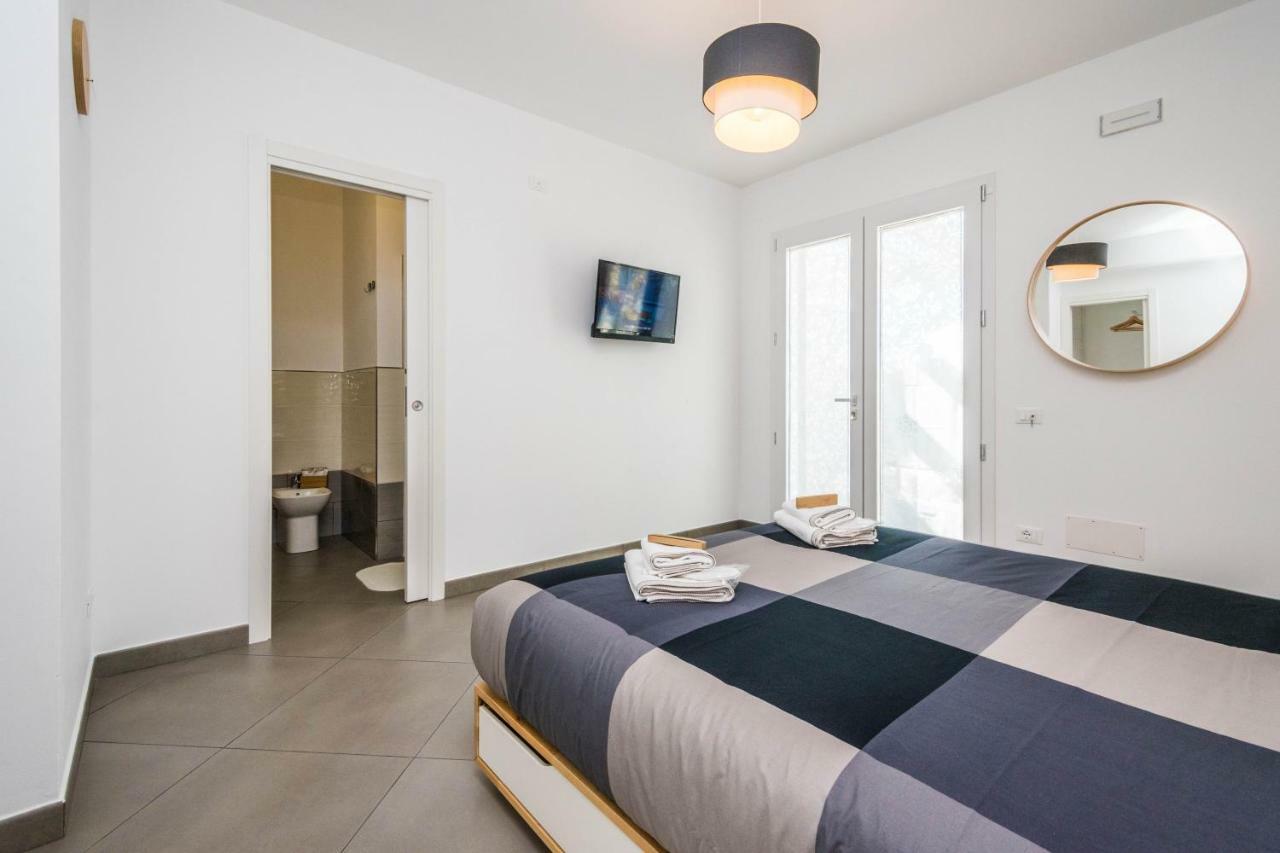 B&B Lo&G Lascari Bagian luar foto