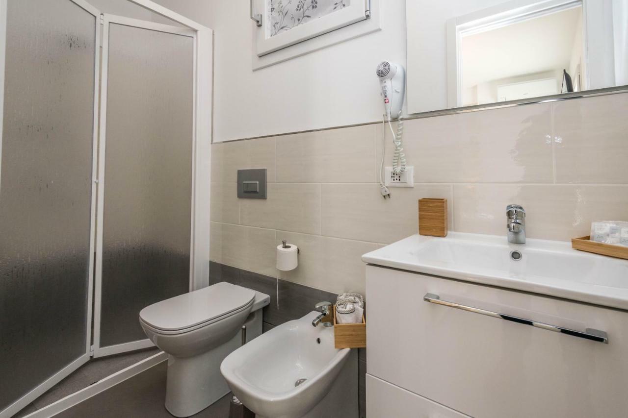 B&B Lo&G Lascari Bagian luar foto