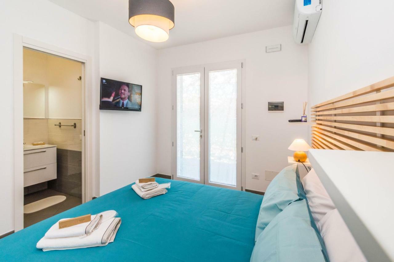 B&B Lo&G Lascari Bagian luar foto