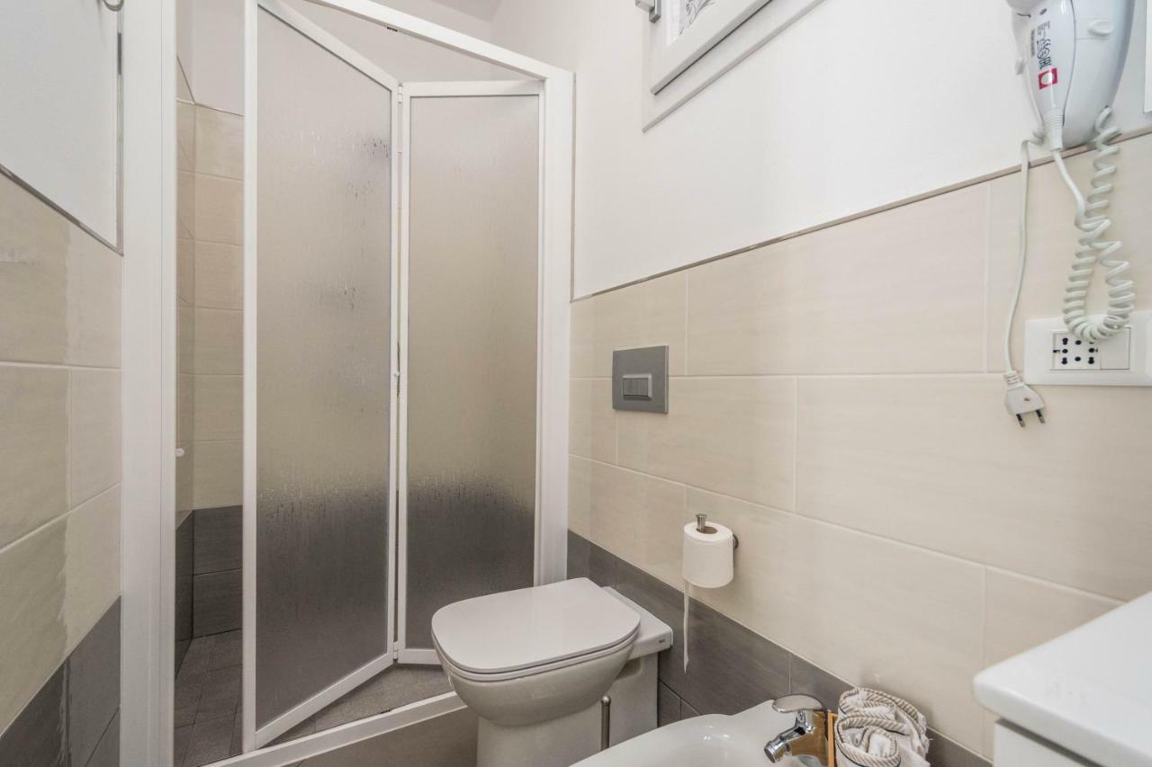 B&B Lo&G Lascari Bagian luar foto