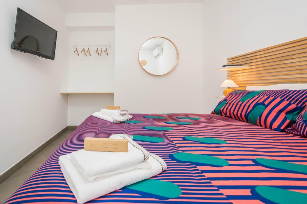 B&B Lo&G Lascari Bagian luar foto